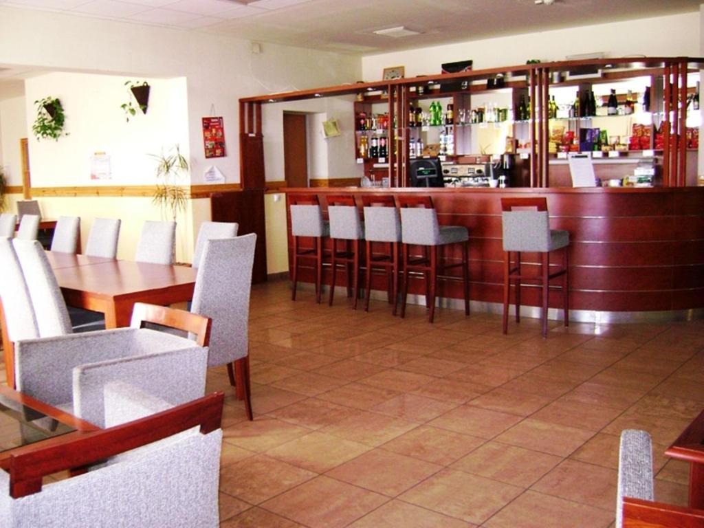Karoly Robert Diakhotel Gyongyos Exterior photo